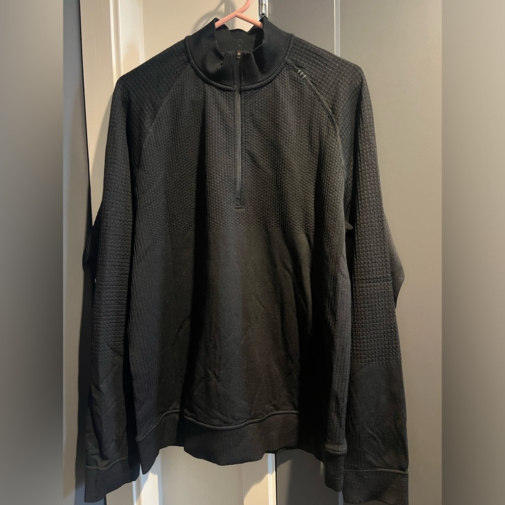 Men Lululemon Engineered Warmth Half Zip in black